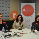 D’esquerra a dreta, Marta Gili, coordinadora de l'Àmbit de Benestar Social de l'Ajuntament; Vanesa Silvano, psicòloga de l'Àmbit de Benestar Social, i Raquel Linares, psicòloga clínica i directora de la Fundació FITA.