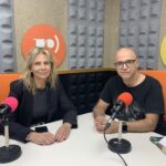 Alfredo Rillo, president d'Acció Fotogràfica Ripollet, i a la vocal de Comunicació, Núria Lloveras