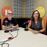 Montse Arráez, regidora d’LGTBIQA+ de l’Ajuntament de Ripollet i José María Sebastián, cap de Serveis Comunitaris